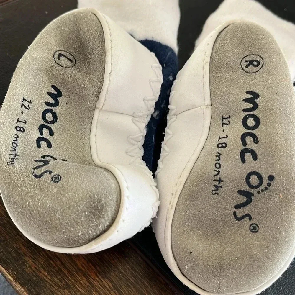 Mocc Ons Moccasin Blue Tennis Shoe Size 12-18 months